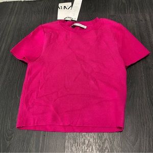 Zara Fuchsia crop top. Brand New. Size Large